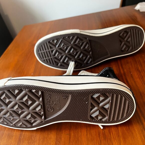 NEW IN BOX embroidered Mushroom Converse High Tops - Picture 4 of 5